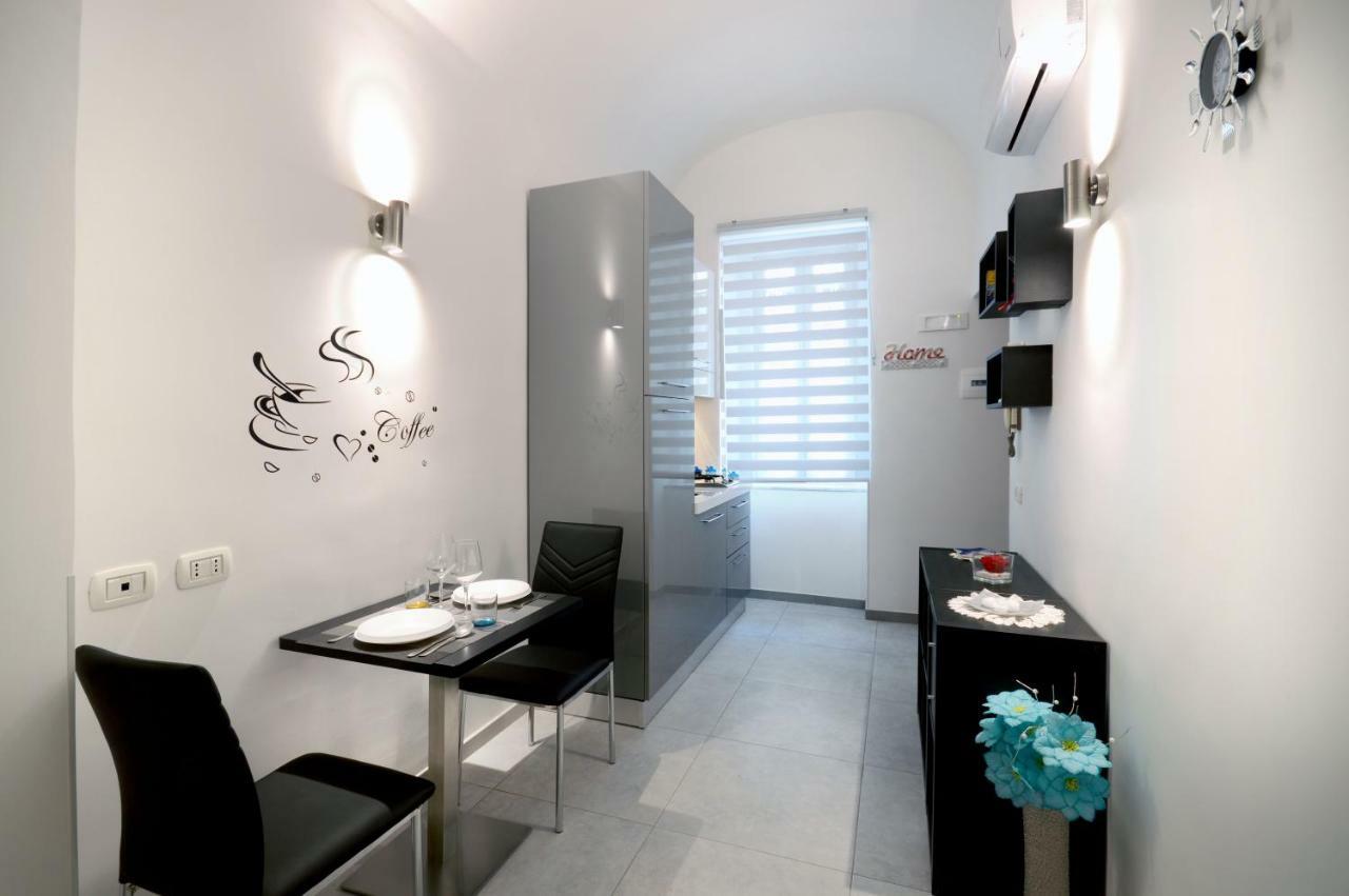 Alexandra Exclusive Apartment Nápoly Kültér fotó
