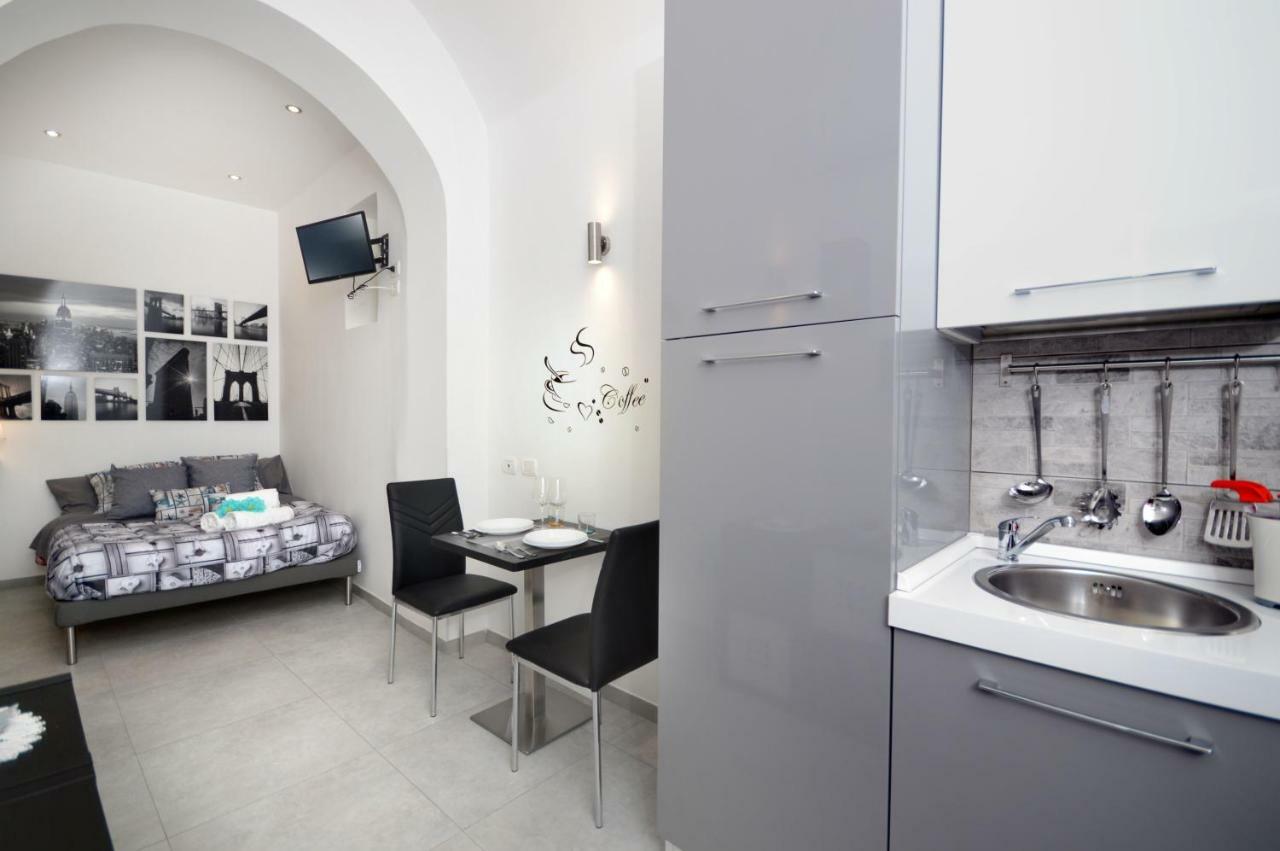 Alexandra Exclusive Apartment Nápoly Kültér fotó